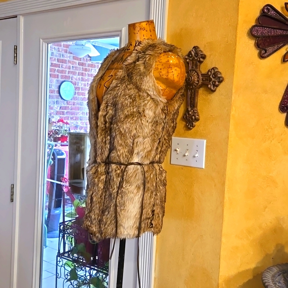 BROWN FUR VEST